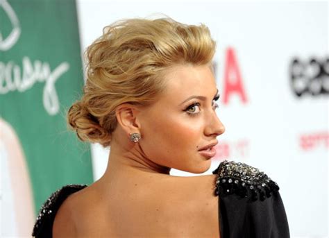 aly michalka boobs|Aly Michalka’s Measurements: Bra Size, Height, Weight and More